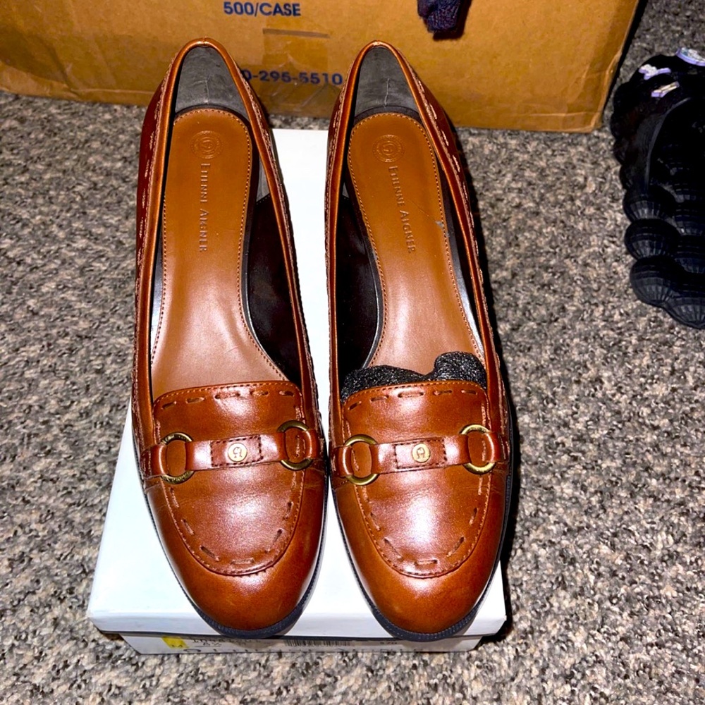 Etienne Aigner loafers brown size 8.5 Womens